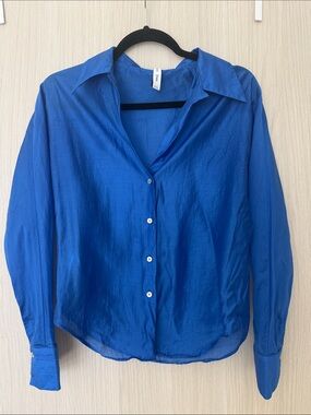 MANGO cobolt bright blue button down top size 0 | colorful vibrant top